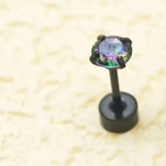 Iridescent screw back Earrings - Picture 5 of 11